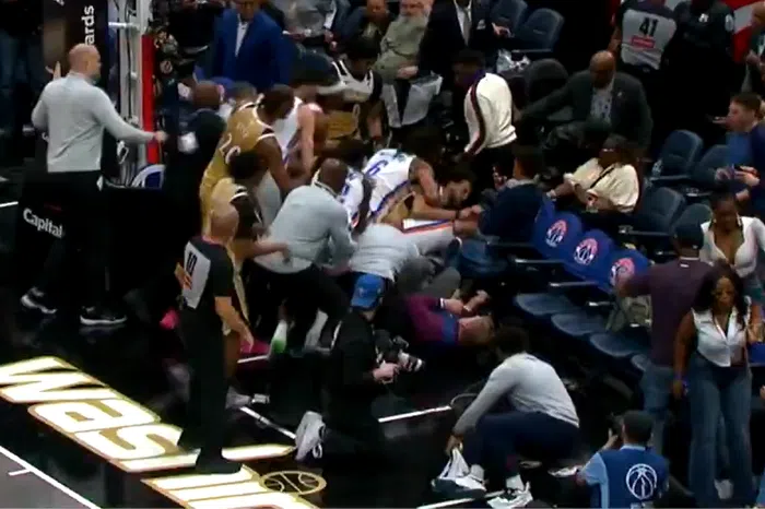 Хаос на дуелот Вашингтон – Оклахома, четворица играчи исклучени, повреден еден фотограф (Видео)