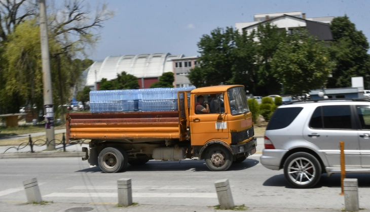 Продолжува снабдувањето со вода во Гостивар – тројцата осомничени пред суд