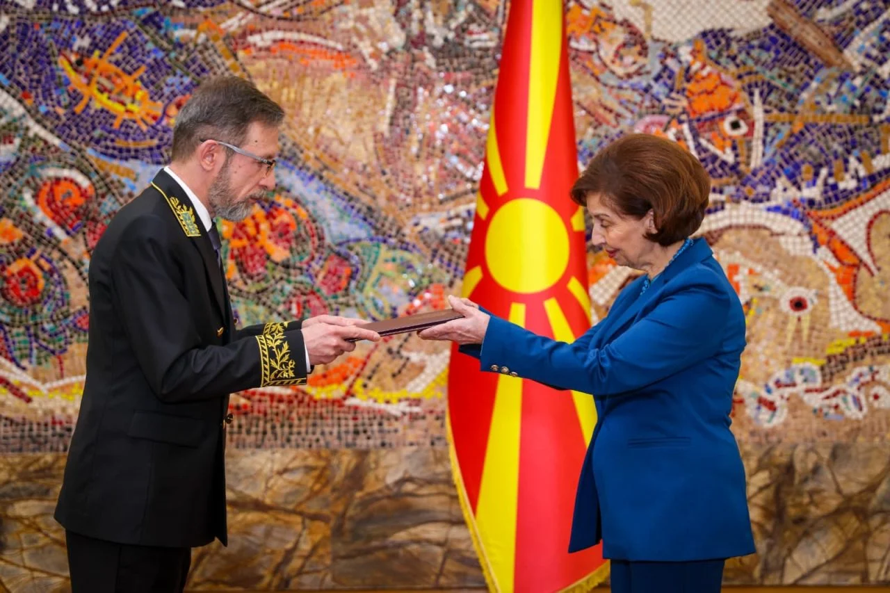 Сиљановска-Давкова ги прими акредитивните писма на новоименуваниот амбасадор на Руската Федерација