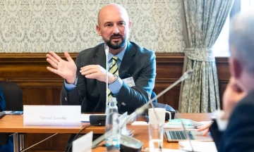 Собранието го избра Ненад Савески за нов државен јавен обвинител