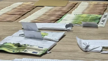 Во автобус што сообраќал од Германија кон Македонија откриени непријавени 34.965 евра кај патник од Теарце