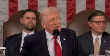 (ВИДЕО) ГОДИШНО ОБРАЌАЊЕ ДО НАЦИЈАТА: Трамп се фалеше дека ја внесол Америка во „златна доба“ и му се закани на Иран