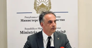 АЛИУ СО АЛАРМАНТНИ БРОЈКИ: 50% од популацијата се зависни од цигари, на електронски цигари се 40% од децата до 16 години