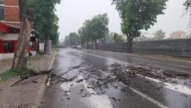 Ветер, врнежи и пороен дожд ќе има и попладнево, предупредува УХМР