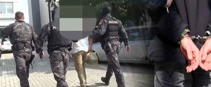 Лишен од слобода струмичанец, превезувал мигранти со возило со регистраски таблички од друго возило