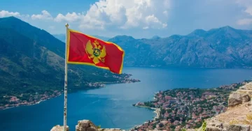 ЦРНА ГОРА ВОВЕДУВА ВИЗИ: Од 1 ноември нов режим за државјаните на Русија, Белорусија и Турција