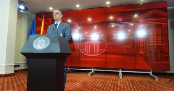 Алиу: Одземени лиценците за канабис на шест фирми, меѓу кои и на „Алфафарм“, која беше замешана во шверцот на марихуана во Србија