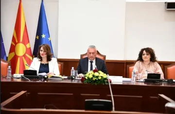 Пет кандидати на интервју за член на ДКСК