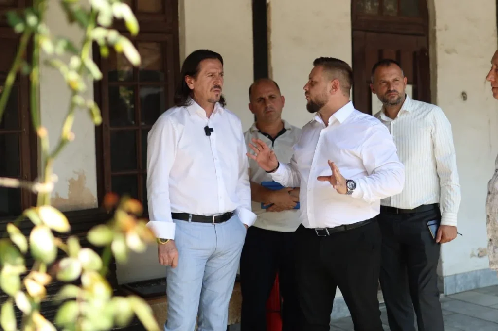 Сулејмани во работна посета на културни установи за подобри услови и развој на културата