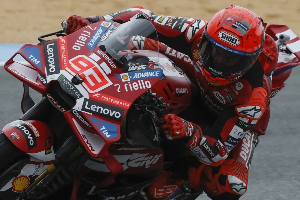 Спектакуларна спринт трка во Херез, победи Марк Маркез