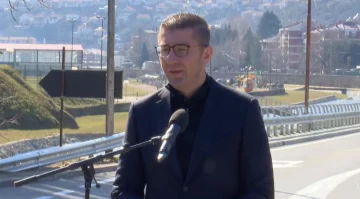 (ВО ЖИВО) Изјава на премиерот Мицкоски од пуштање во употреба на реконструирана oбиколница Крива Паланка