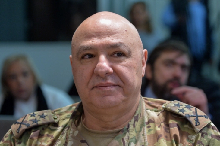 Аун го повика Трамп да изврши притисок врз Израел да ги повлече силите од јужен Либан