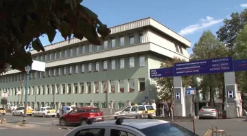 ХОРОР НА КЛИНИЧКИ: Пациент двапати се обидел со автомобил да прегази вработена на Трансфузиологија