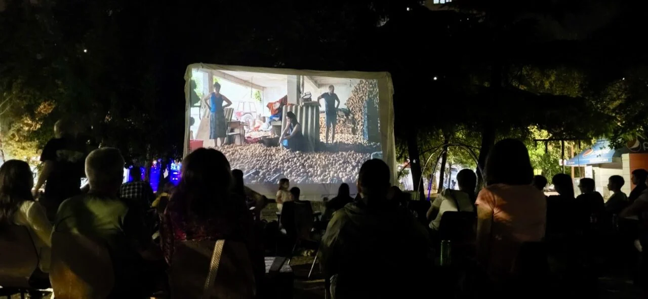 Вечерва на „Кино на отворено“ во Кисела Вода: „Таинствената шума“ и култниот „Пред дождот“