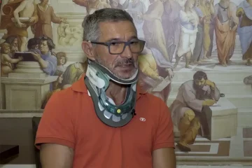 Србинот кој речиси испадна од авион ќе ги тужи „Рајанер“, „Боинг“ и производителот на моторите