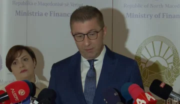 Вајц беше јасен дека Владата прави реформи и продолжуваме да испорачуваме, а СДСМ води ПР стратегија со која истура лаги и не се бори за граѓаните, вели Мицкоски