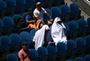 Австралија Опен: Петчасовен прекин поради високите температура