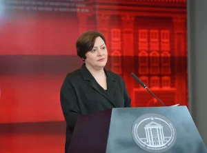 Владата го усвои ребалансот на Буџетот за 2026: Повеќе пари за инвестиции и развојни проекти?!