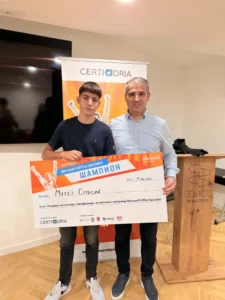 Кумановецот Матеј Спасиќ повторно ќе ја претставува Македонија на светскиот Microsoft Office Specialist натпревар