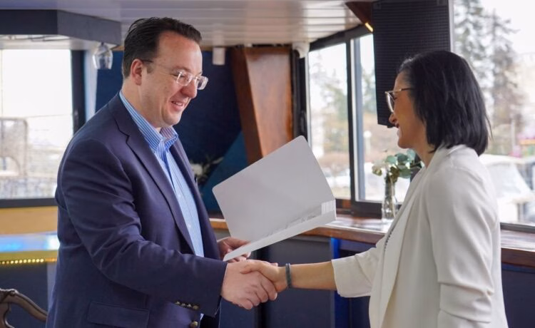 Охрид ја доби првата жена капетан на брод