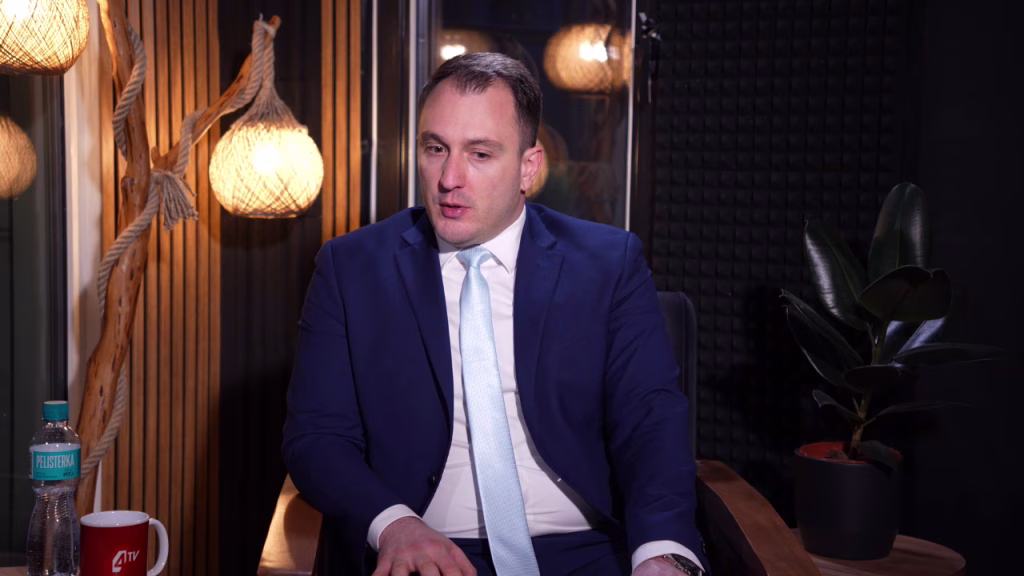 Андоновски: Македонија гради „дигитален автопат“ меѓу институциите