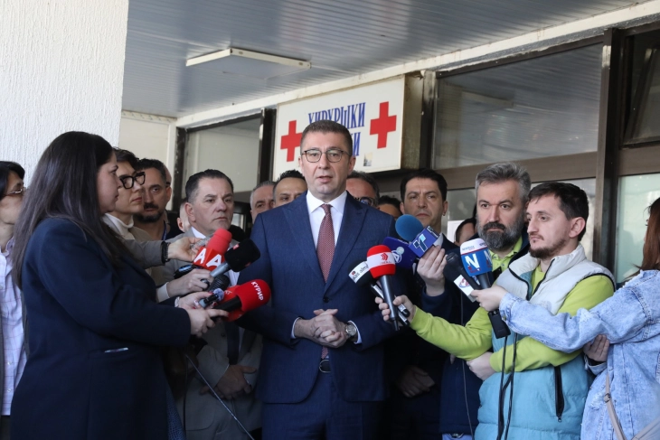 Мицкоски за можни нови мерки: Владееме со ситуацијата, нема да избрзуваме со потези и нема да носиме решенија под притисок