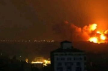(ВИДЕО) ЕСКАЛАЦИЈА НА БЛИСКИОТ ИСТОК: Експлодира танкер со два милиони барели нафта