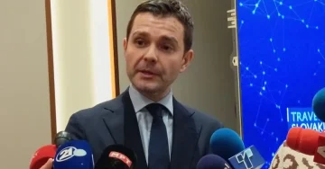 Муцунски: Наскоро договор за стратешко партнерство со Хрватска, сличен на тие со Обединетото Кралство и Унгарија