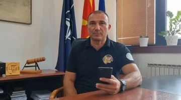 Ангелов бара пилоти на „ер трактори“ пред сезоната на пожари