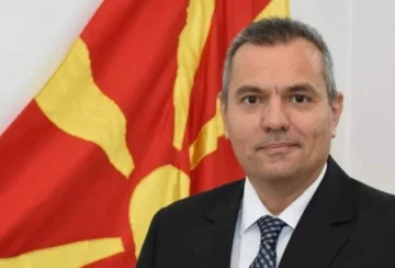 Крум Ефремов ќе биде македонски амбасадор во Софија