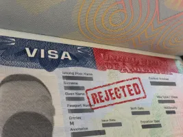 Администрацијата на Трамп поништила над 300.000 визи