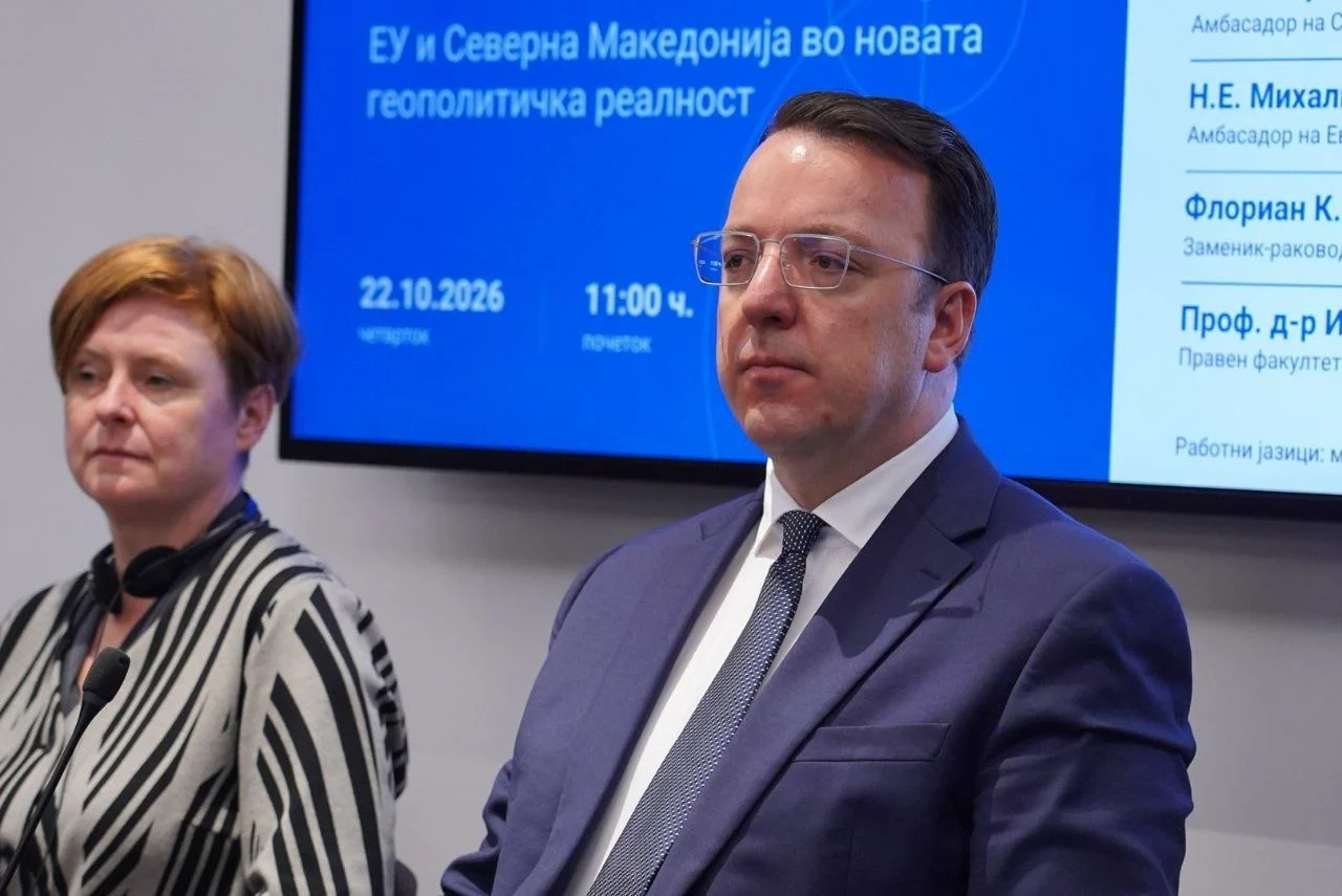 Николоски: Ги развиваме коридорите 8 и 10, планираме брза пруга до 200 км/ч и очекуваме четири милиони авиопатници годинава