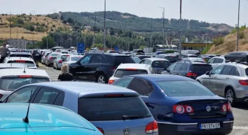 Влез во Грција привремено ќе може и без земање биометриски податоци