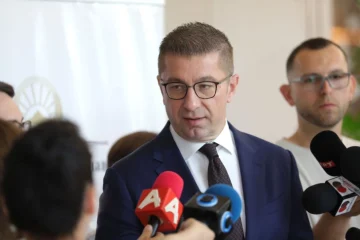 Премиерoт Мицкоски на пуштање во употреба на реконструираното одделение за Трауматологија во Клиниката за хируршки болести „Св. Наум Охридски”