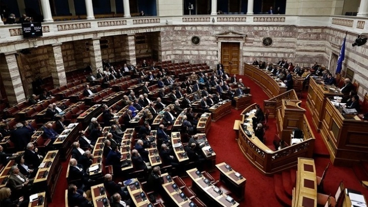 Грчкиот парламент одобри забрана за пристап до социјалните мрежи за деца под 15 години од 1 јануари 2027 година