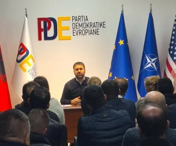 РЕСТРУКТУИРАЊЕ ВО АЛБАНСКИОТ БЛОК: Европската демократска партија на Аријанит Хоџа се спојува со ДУИ