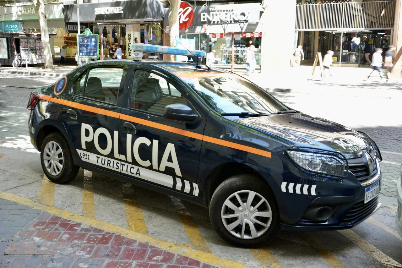 Аргентина: Ученик отвори оган во училиште, убиено едно  a повредени неколу лица