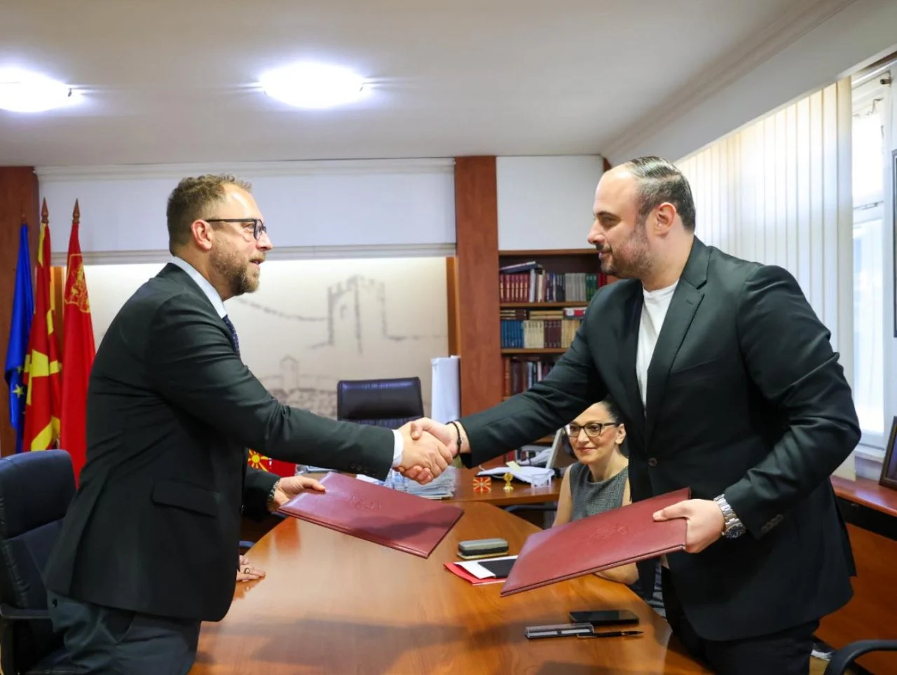 Подобрување на условите и развој на нови културни содржини – Љутков и Ѓорѓиевски потпишаа Меморандум за соработка
