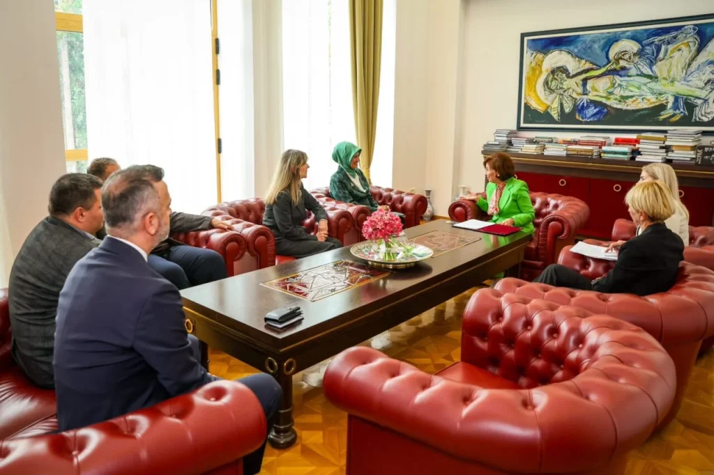 Сиљановска-Давкова ја прими претседателката на турската Црвена полумесечина, Фатма Мерич Јилмаз