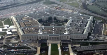 САД ЈА ЗАСИЛУВААТ ВОЕНАТА ИНДУСТРИЈА: Ракетите се произведуваат четирикратно повеќе