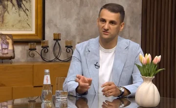 (ВИДЕО) ВЕЛКОВСКИ УВЕРУВА: Парите во Вториот пензиски столб се гарантирани со закон и Устав, граѓаните да бидат спокојни