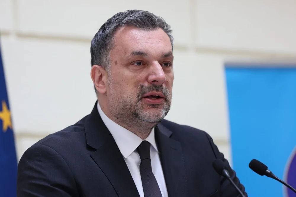 (Видео) БиХ ги повлекува вработените од амбасадата во Србија: „Ги намалуваме односите на минимум“