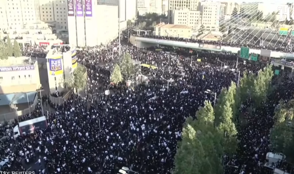 Масовен протест на ултраортодоксните Евреи во Ерусалим, не сакаат да служат војска