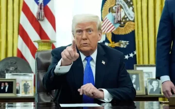 Трамп: Предоцна е за преговори со Иран