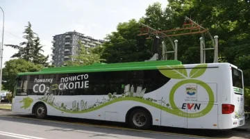 Мицкоски: 150 електрични автобуси за Скопје и општините со пари од договорот со Унгарија