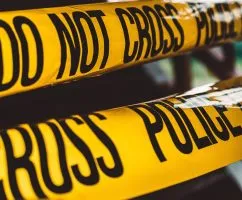 Германската полиција се судри со демонстрантите кои ја блокираа конференцијата на крајнодесничарската АфД