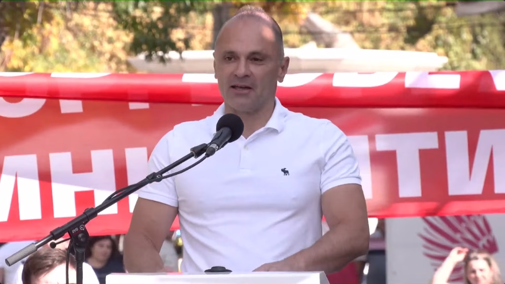 Филипче од маршот на СДСМ: Предците се бореа да имаме држава, ние мора да се избориме младите да останат во неа