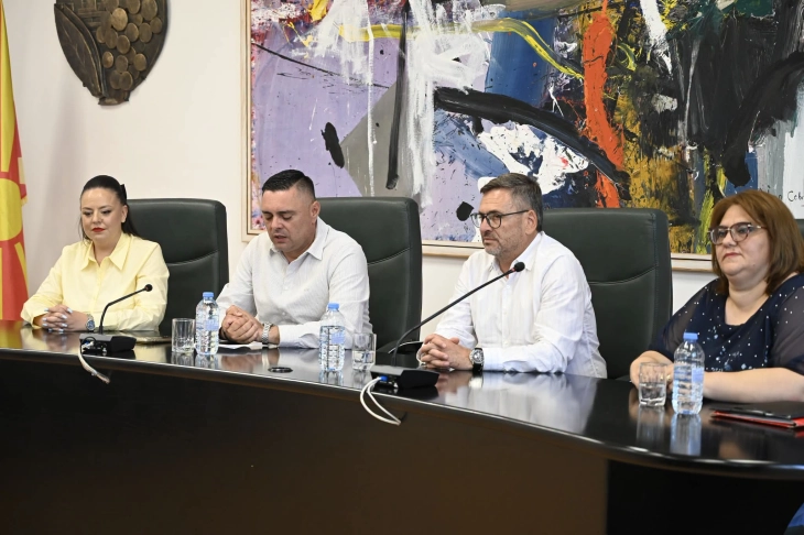 Во Кавадарци претставен Оперативниот план за активни програми и мерки за вработување 