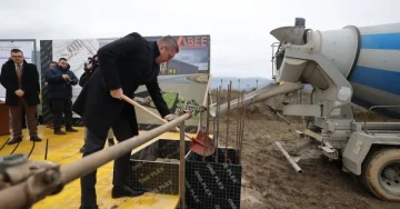 Премиерот Мицкоски утре ќе присуствува на поставување на камен-темелникот за нова градинка во Гази Баба