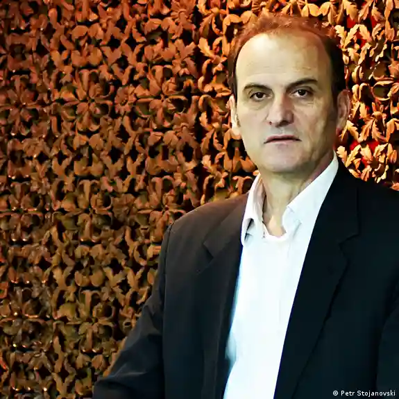 Македонска вртоглавица